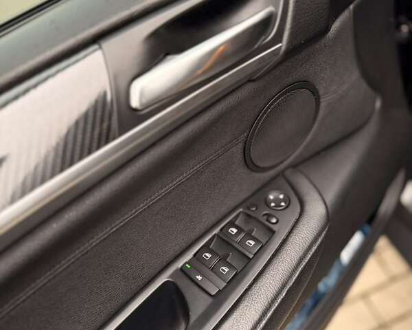 Черный БМВ Х6, объемом двигателя 2.98 л и пробегом 144 тыс. км за 19200 $, фото 21 на Automoto.ua