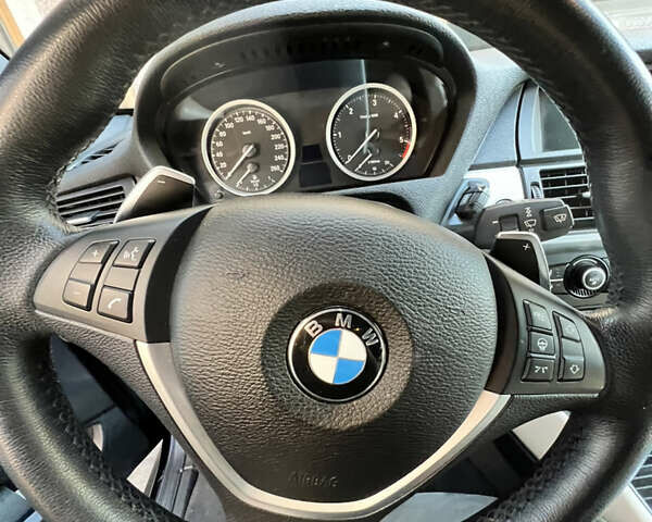 Черный БМВ Х6, объемом двигателя 3 л и пробегом 155 тыс. км за 29999 $, фото 19 на Automoto.ua