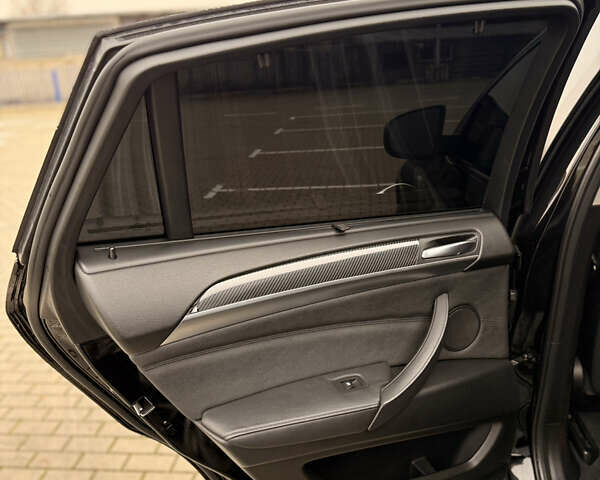 Черный БМВ Х6, объемом двигателя 2.98 л и пробегом 144 тыс. км за 19200 $, фото 16 на Automoto.ua