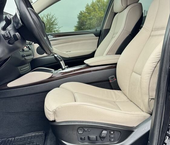 Черный БМВ Х6, объемом двигателя 3 л и пробегом 190 тыс. км за 18700 $, фото 11 на Automoto.ua