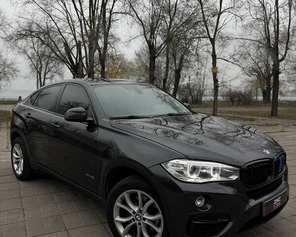 Черный БМВ Х6, объемом двигателя 2.98 л и пробегом 166 тыс. км за 21000 $, фото 4 на Automoto.ua