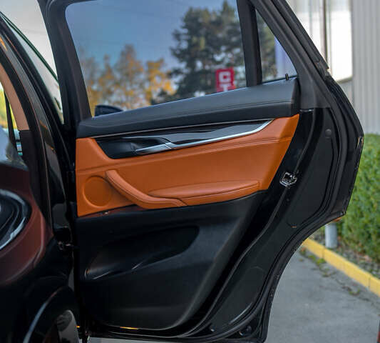 БМВ Х6 2015 в Черновцах на Automoto.ua Черный БМВ Х6, объемом двигателя 2.99 л и пробегом 158 тыс. км за 34900 $, фото 39 на Automoto.ua