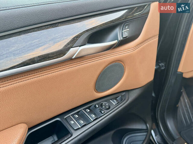 Чорний БМВ Х6, об'ємом двигуна 2.99 л та пробігом 173 тис. км за 35000 $, фото 49 на Automoto.ua