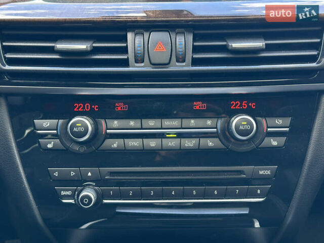 Чорний БМВ Х6, об'ємом двигуна 3 л та пробігом 166 тис. км за 22990 $, фото 55 на Automoto.ua