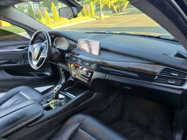 Черный БМВ Х6, объемом двигателя 3 л и пробегом 73 тыс. км за 16000 $, фото 10 на Automoto.ua