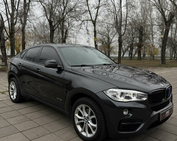 Черный БМВ Х6, объемом двигателя 2.98 л и пробегом 166 тыс. км за 21000 $, фото 7 на Automoto.ua