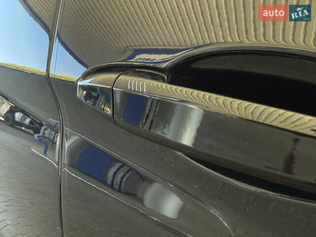 Чорний БМВ Х6, об'ємом двигуна 2.99 л та пробігом 164 тис. км за 36499 $, фото 18 на Automoto.ua