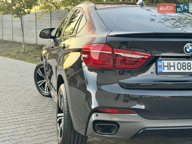 Чорний БМВ Х6, об'ємом двигуна 2.99 л та пробігом 173 тис. км за 35000 $, фото 98 на Automoto.ua