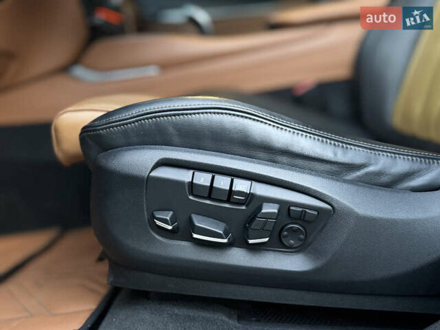 Чорний БМВ Х6, об'ємом двигуна 2.99 л та пробігом 217 тис. км за 35999 $, фото 23 на Automoto.ua