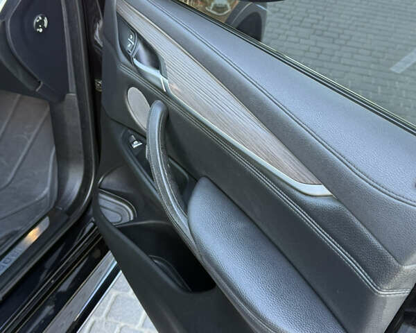 Чорний БМВ Х6, об'ємом двигуна 2.99 л та пробігом 168 тис. км за 37500 $, фото 15 на Automoto.ua