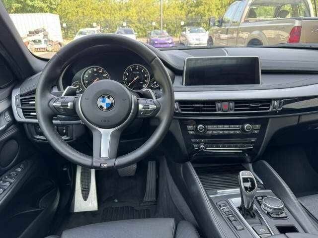 Черный БМВ Х6, объемом двигателя 3 л и пробегом 47 тыс. км за 8900 $, фото 5 на Automoto.ua