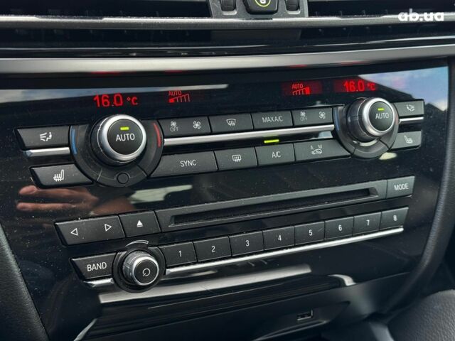 Чорний БМВ Х6, об'ємом двигуна 3 л та пробігом 144 тис. км за 28990 $, фото 33 на Automoto.ua