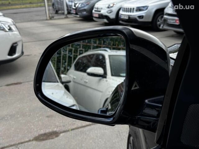 Чорний БМВ Х6, об'ємом двигуна 3 л та пробігом 144 тис. км за 28990 $, фото 15 на Automoto.ua