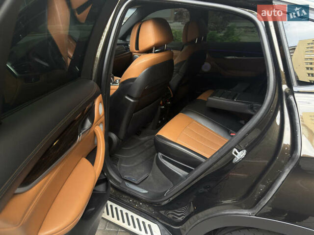 Черный БМВ Х6, объемом двигателя 2.98 л и пробегом 120 тыс. км за 26000 $, фото 14 на Automoto.ua