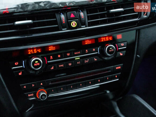 Черный БМВ Х6, объемом двигателя 2.98 л и пробегом 172 тыс. км за 35000 $, фото 7 на Automoto.ua