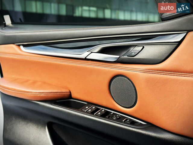Чорний БМВ Х6, об'ємом двигуна 4.39 л та пробігом 160 тис. км за 32900 $, фото 16 на Automoto.ua