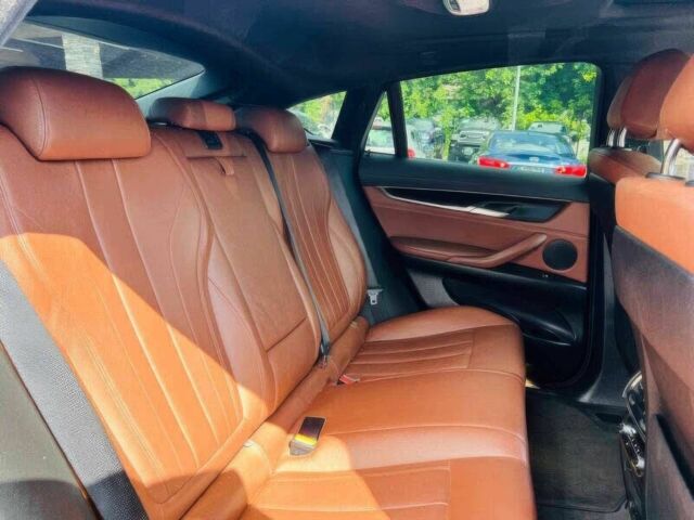 Чорний БМВ Х6, об'ємом двигуна 3 л та пробігом 75 тис. км за 13900 $, фото 11 на Automoto.ua