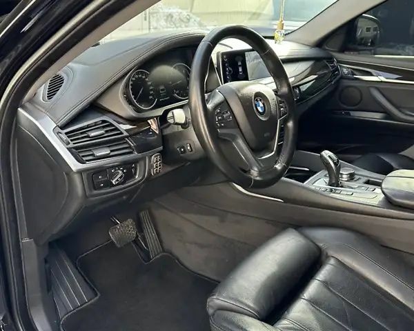Чорний БМВ Х6, об'ємом двигуна 3 л та пробігом 205 тис. км за 36500 $, фото 7 на Automoto.ua