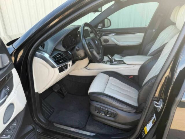 Черный БМВ Х6, объемом двигателя 4.4 л и пробегом 61 тыс. км за 15600 $, фото 7 на Automoto.ua