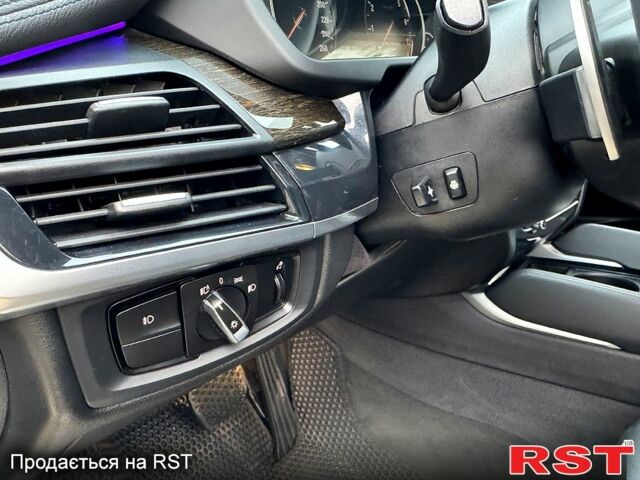 Черный БМВ Х6, объемом двигателя 3 л и пробегом 167 тыс. км за 29999 $, фото 9 на Automoto.ua