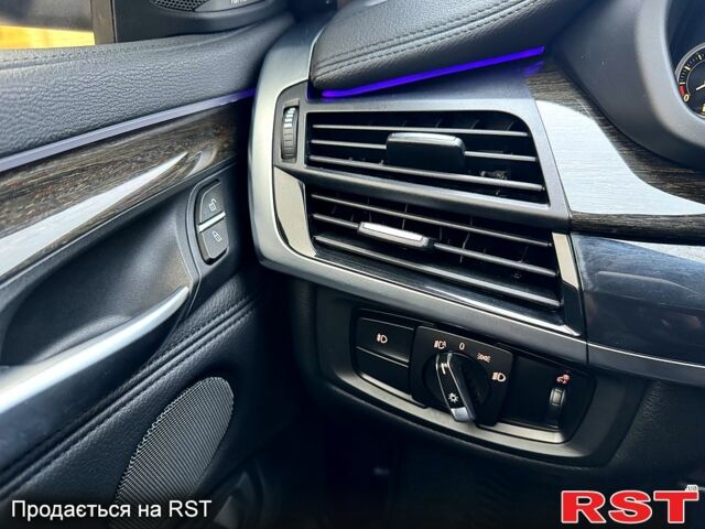 Черный БМВ Х6, объемом двигателя 3 л и пробегом 167 тыс. км за 29999 $, фото 5 на Automoto.ua