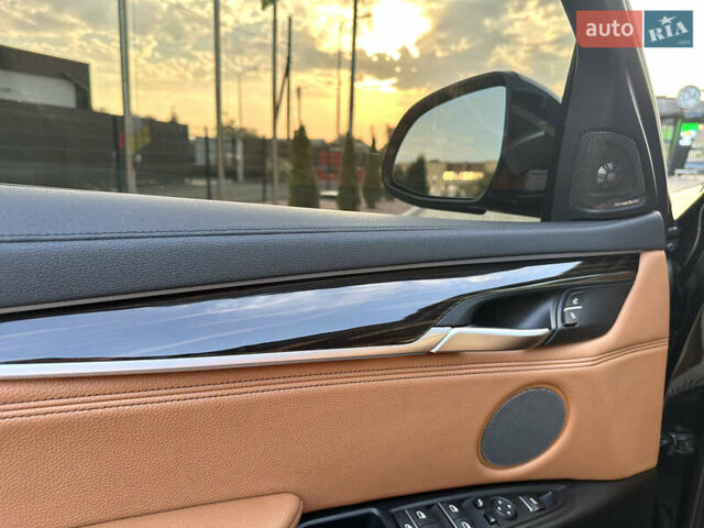 Чорний БМВ Х6, об'ємом двигуна 2.98 л та пробігом 70 тис. км за 38000 $, фото 27 на Automoto.ua