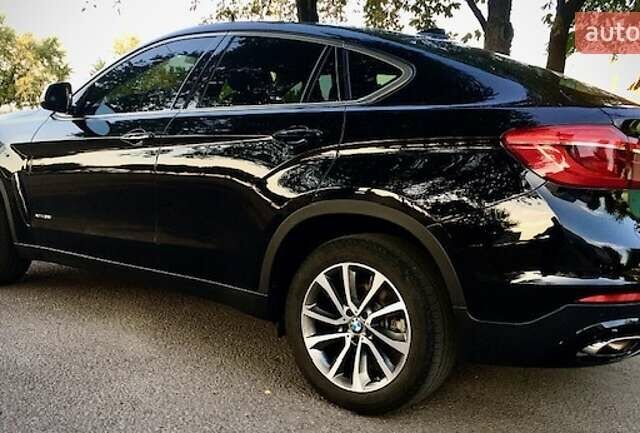 Чорний БМВ Х6, об'ємом двигуна 2.98 л та пробігом 102 тис. км за 40000 $, фото 8 на Automoto.ua