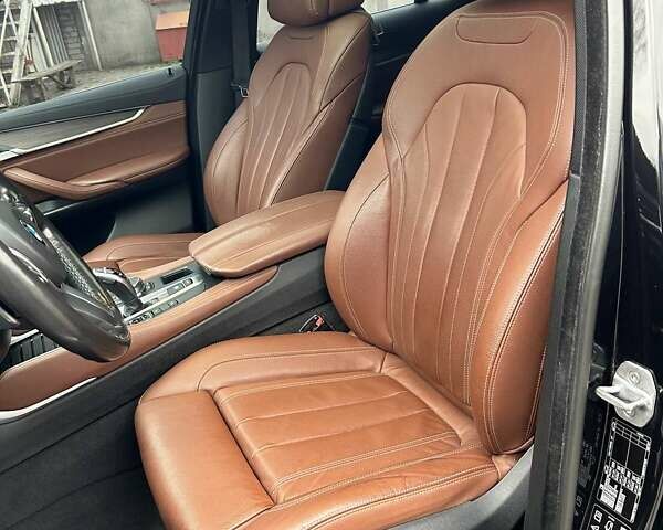 Чорний БМВ Х6, об'ємом двигуна 2.98 л та пробігом 216 тис. км за 35000 $, фото 16 на Automoto.ua