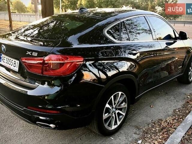 Чорний БМВ Х6, об'ємом двигуна 2.98 л та пробігом 102 тис. км за 40000 $, фото 4 на Automoto.ua