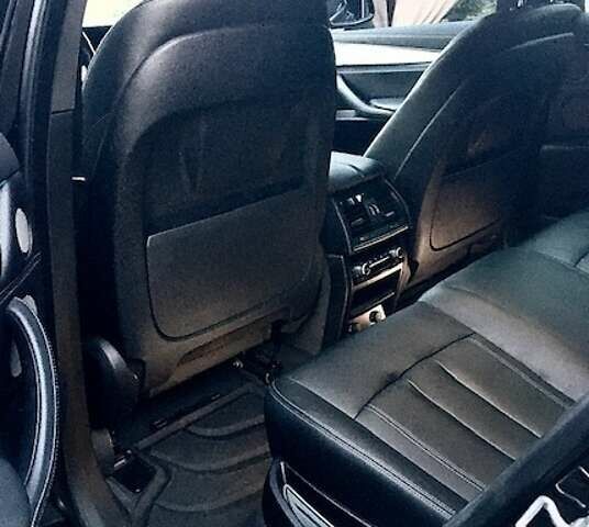 Чорний БМВ Х6, об'ємом двигуна 2.98 л та пробігом 102 тис. км за 40000 $, фото 17 на Automoto.ua