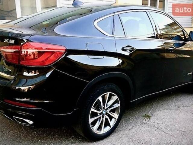 Чорний БМВ Х6, об'ємом двигуна 2.98 л та пробігом 102 тис. км за 40000 $, фото 5 на Automoto.ua
