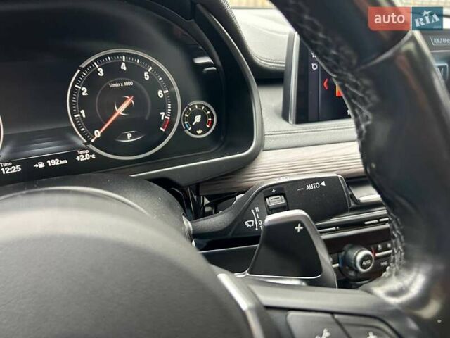 Чорний БМВ Х6, об'ємом двигуна 2.98 л та пробігом 216 тис. км за 35000 $, фото 36 на Automoto.ua