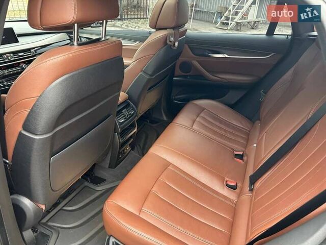 Чорний БМВ Х6, об'ємом двигуна 2.98 л та пробігом 216 тис. км за 35000 $, фото 27 на Automoto.ua