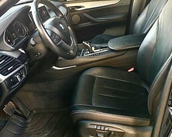 Чорний БМВ Х6, об'ємом двигуна 2.98 л та пробігом 102 тис. км за 40000 $, фото 13 на Automoto.ua