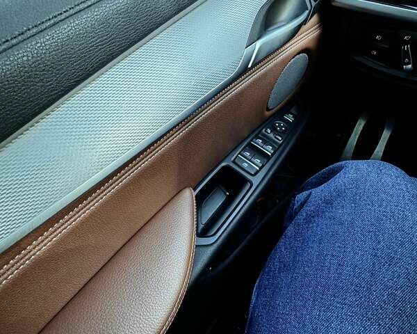 Черный БМВ Х6, объемом двигателя 2.98 л и пробегом 66 тыс. км за 55000 $, фото 18 на Automoto.ua