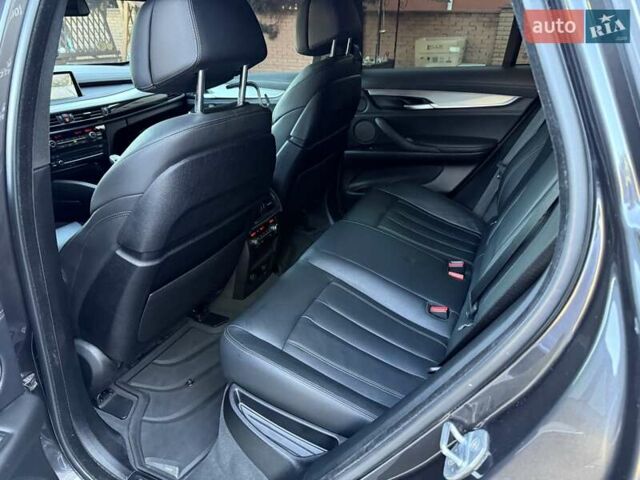 Чорний БМВ Х6, об'ємом двигуна 2.98 л та пробігом 89 тис. км за 39000 $, фото 2 на Automoto.ua