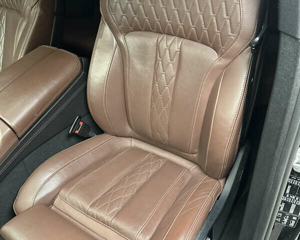 Чорний БМВ Х6, об'ємом двигуна 4.39 л та пробігом 103 тис. км за 73000 $, фото 7 на Automoto.ua