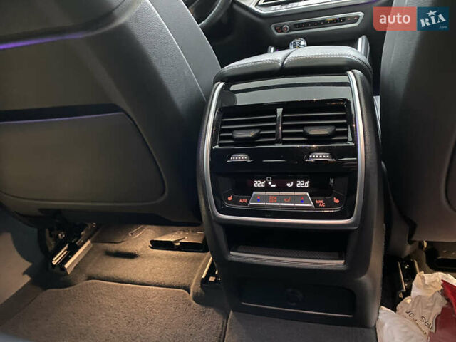 Черный БМВ Х6, объемом двигателя 3 л и пробегом 184 тыс. км за 72000 $, фото 27 на Automoto.ua