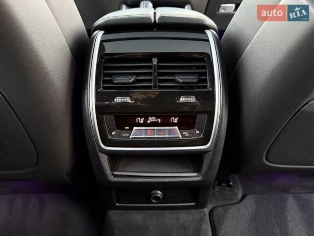 Чорний БМВ Х6, об'ємом двигуна 4.39 л та пробігом 55 тис. км за 88800 $, фото 43 на Automoto.ua