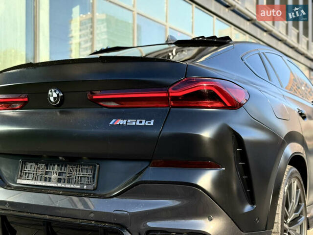 Черный БМВ Х6, объемом двигателя 2.99 л и пробегом 109 тыс. км за 86900 $, фото 12 на Automoto.ua