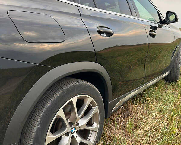 Черный БМВ Х6, объемом двигателя 3 л и пробегом 65 тыс. км за 73800 $, фото 4 на Automoto.ua