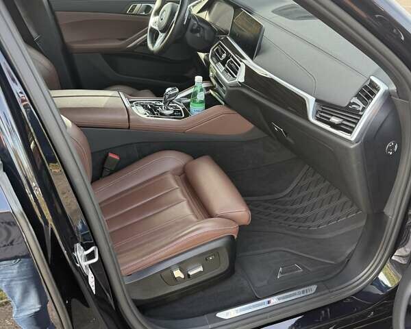 Чорний БМВ Х6, об'ємом двигуна 2.99 л та пробігом 122 тис. км за 73000 $, фото 7 на Automoto.ua