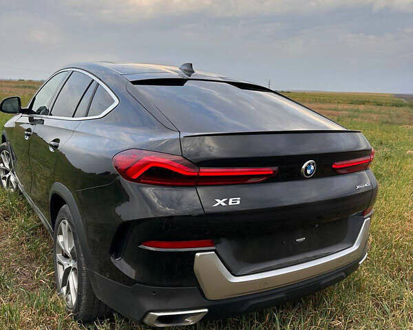 Черный БМВ Х6, объемом двигателя 3 л и пробегом 65 тыс. км за 73800 $, фото 16 на Automoto.ua