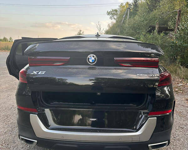 Черный БМВ Х6, объемом двигателя 3 л и пробегом 65 тыс. км за 73800 $, фото 62 на Automoto.ua