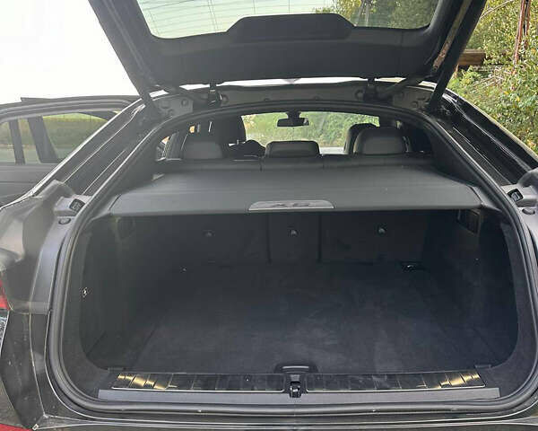 Черный БМВ Х6, объемом двигателя 3 л и пробегом 65 тыс. км за 73800 $, фото 63 на Automoto.ua