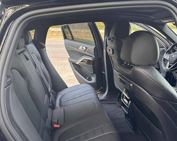 Черный БМВ Х6, объемом двигателя 3 л и пробегом 65 тыс. км за 73800 $, фото 57 на Automoto.ua