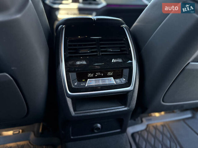 Черный БМВ Х6, объемом двигателя 2.99 л и пробегом 109 тыс. км за 86900 $, фото 78 на Automoto.ua