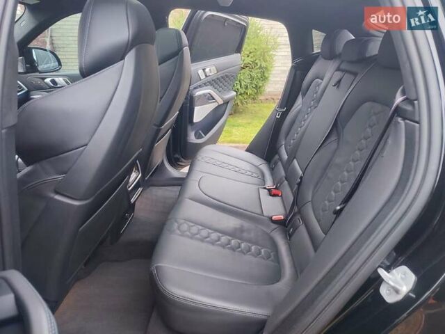 Черный БМВ Х6, объемом двигателя 4.39 л и пробегом 35 тыс. км за 95000 $, фото 57 на Automoto.ua