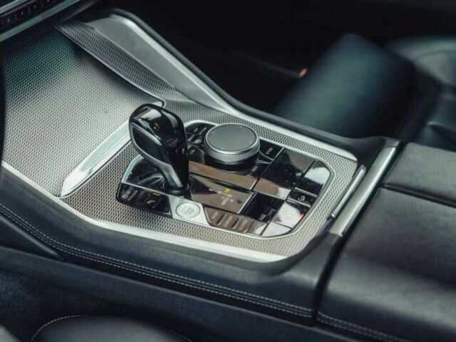 Чорний БМВ Х6, об'ємом двигуна 3 л та пробігом 41 тис. км за 31900 $, фото 6 на Automoto.ua