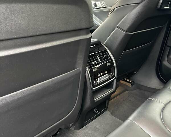 Черный БМВ Х6, объемом двигателя 3 л и пробегом 59 тыс. км за 88000 $, фото 12 на Automoto.ua